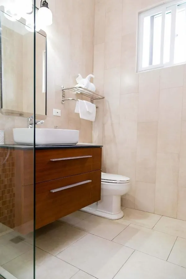 The Hamptons @ Fairway New Kingston Apartment