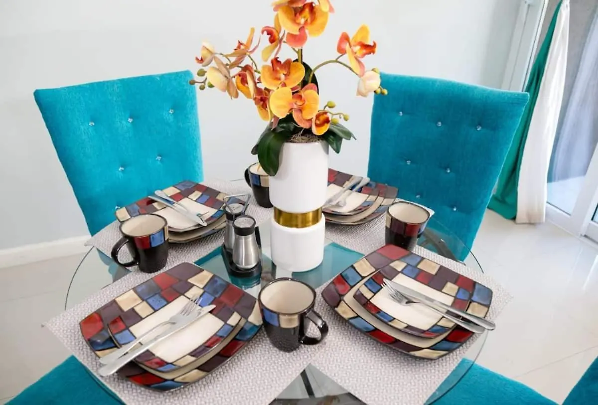 The Hamptons @ Fairway New Kingston Apartment