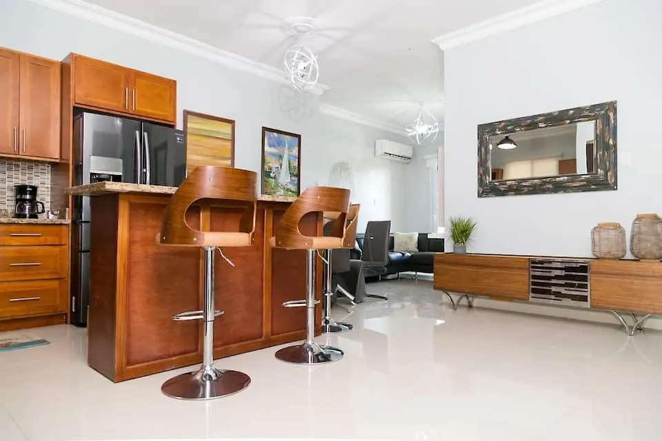 The Hamptons @ Fairway New Kingston Apartment
